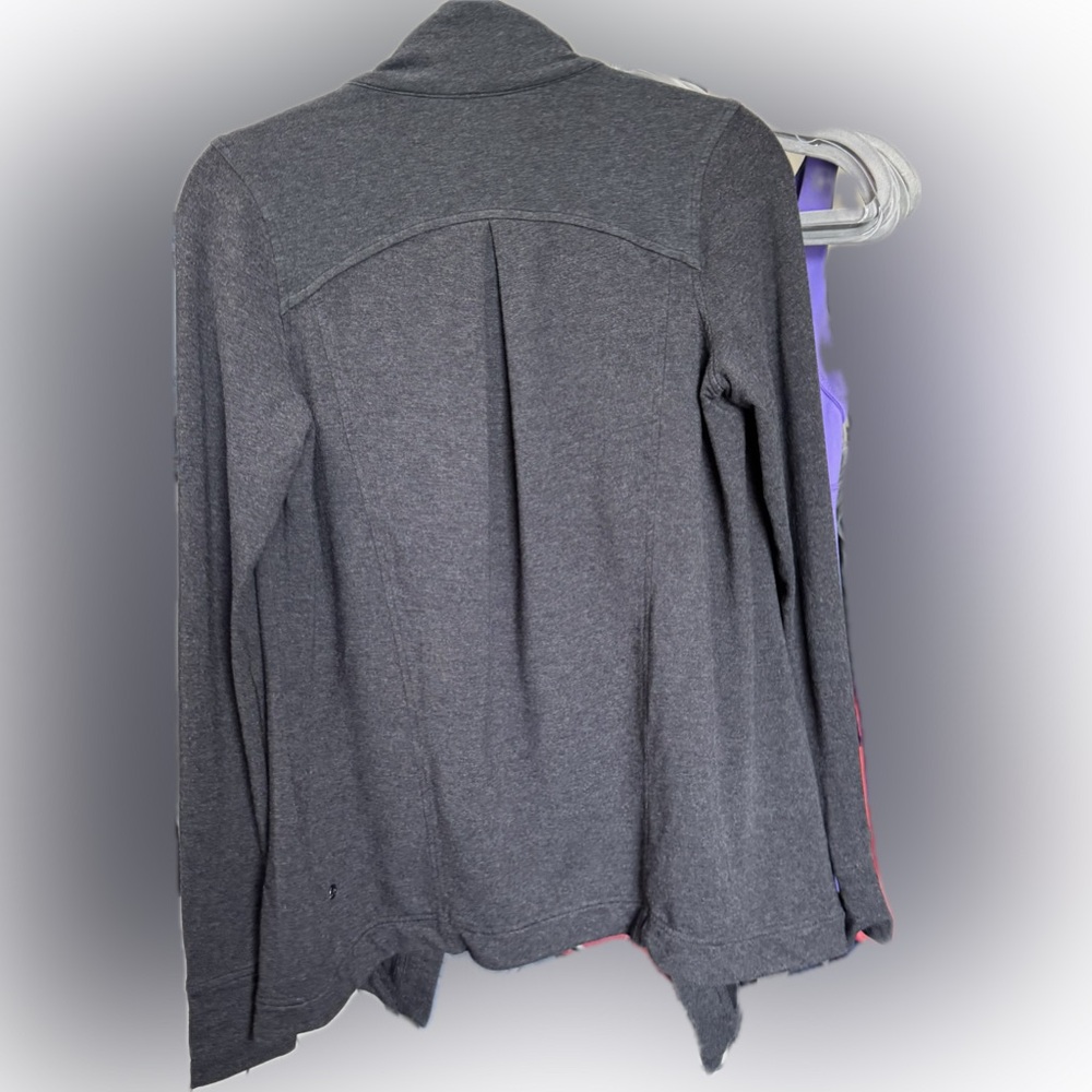 Lululemon Coast Wrap - Picture 6 of 10